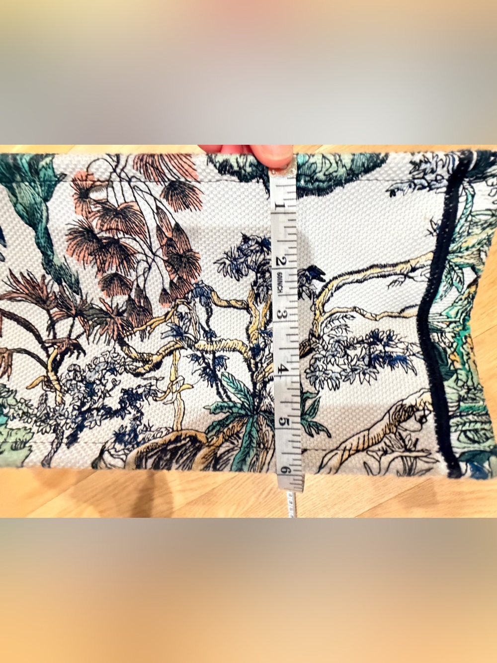 Christian Dior Canvas Toile de Jouy Tote NWOT - Picture 14 of 16